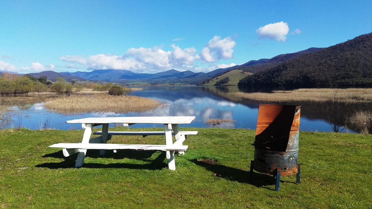 Khancoban Lakeside Caravan Park Exterior foto